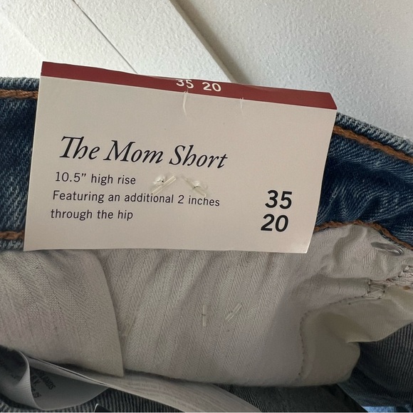 Abercrombie & Fitch NWT Mom Short‎ High Rise Curve Love Jean Shorts Size 20 - Picture 4 of 12